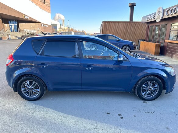 2010 Kia Ceed I Рестайлинг, синий, 630000 рублей - вид 2