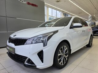 2020 Kia Rio IV Рестайлинг, белый, 1599000 рублей, вид 1