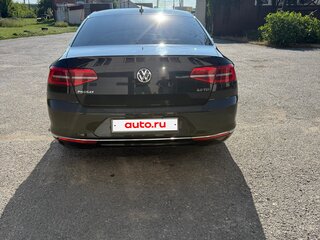 2017 Volkswagen Passat DSG6 B8, чёрный, 2200000 рублей, вид 3