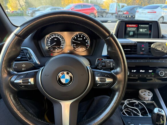 2018 BMW 1 серии 118i II (F20/F21) Рестайлинг 2, белый, 2100000 рублей - вид 10