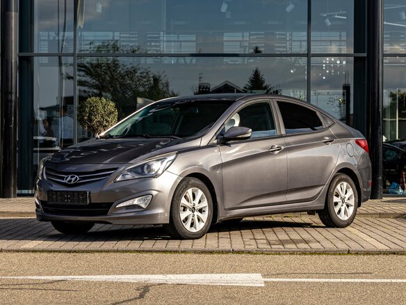 2016 Hyundai Solaris I Рестайлинг, серый, 955000 рублей