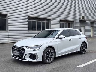 2022 Audi A3 Sportback 35 TFSI IV (8Y), белый, 1901404 рублей, вид 1