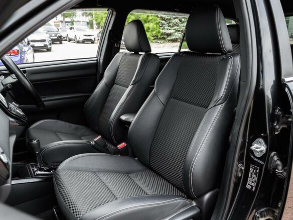 2016 Toyota Corolla Fielder XI (E160, E170, E180) Рестайлинг 1, чёрный, 1319000 рублей - вид 7