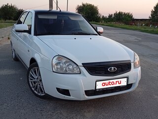 2014 Lada (ВАЗ) Priora I Рестайлинг, белый, 400000 рублей, вид 2
