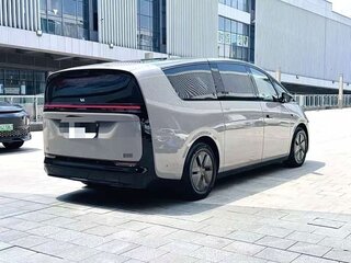 2024 Li Auto (Lixiang) Mega I, белый, 9329033 рублей, вид 3