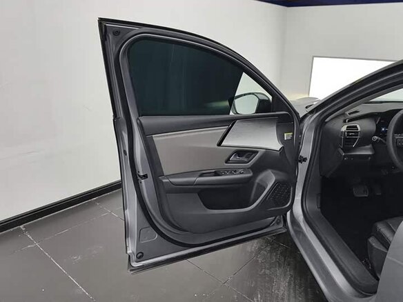 2025 Citroen C5 X, серый, 2115000 рублей - вид 14