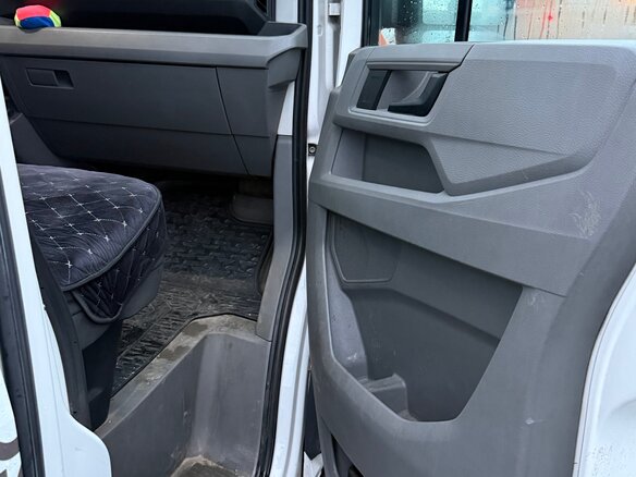 2017 Volkswagen Crafter, белый, 1900000 рублей - вид 8
