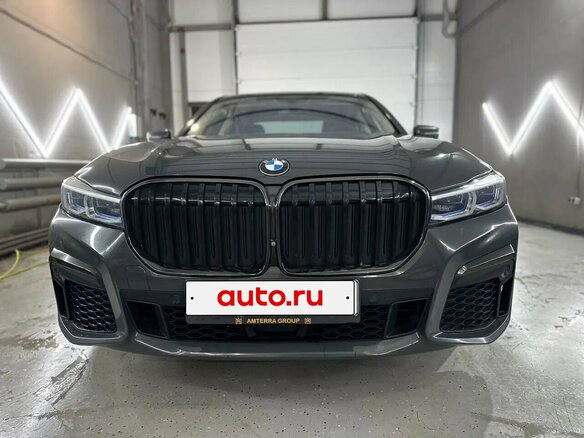 2021 BMW 7 серии 730d xDrive VI (G11/G12) Рестайлинг, серый - вид 1