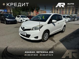 2013 Toyota Vitz III (XP130), белый, 839000 рублей, вид 4