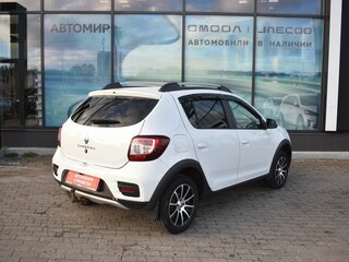 2020 Renault Sandero Stepway II Рестайлинг, белый, 1195000 рублей, вид 5