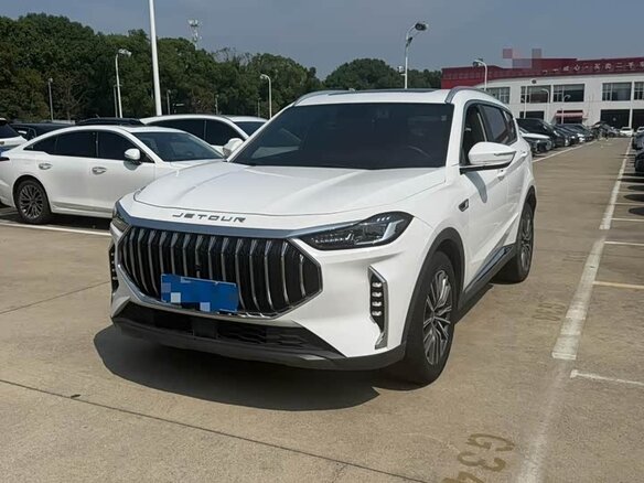 2022 Jetour X70+ I, белый, 1170000 рублей