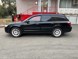 2007 Subaru Outback III Рестайлинг, чёрный, 750000 рублей, вид 3