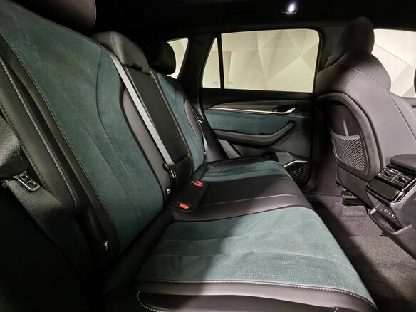 2024 Geely Monjaro I, синий, 3299000 рублей - вид 15
