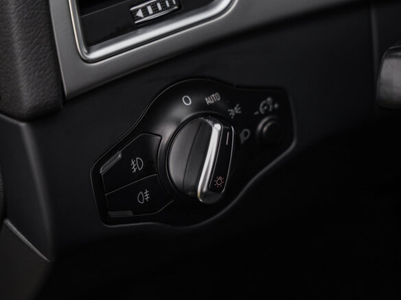 2013 Audi A4 IV (B8) Рестайлинг, чёрный - вид 17
