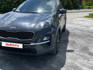 2021 Kia Sportage IV Рестайлинг, серый, 1750000 рублей, вид 2