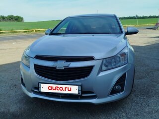 2014 Chevrolet Cruze I Рестайлинг, серебристый, 870000 рублей, вид 2