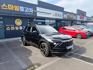 2023 Chevrolet TrailBlazer III Рестайлинг, чёрный, 1700000 рублей, вид 1