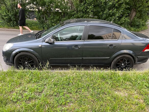 2008 Opel Astra H Рестайлинг, серый, 360000 рублей - вид 4
