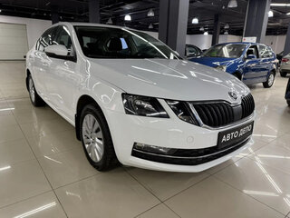 2019 Skoda Octavia III (A7) Рестайлинг, белый, 1590000 рублей, вид 3