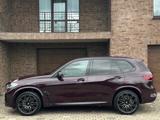 2021 BMW X5 M Competition III (F95), пурпурный, 8490000 рублей, вид 4