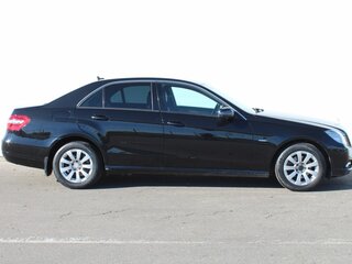 2010 Mercedes-Benz E-Класс 200 5G-Tronic IV (W212, S212, C207), чёрный, 1340000 рублей, вид 4