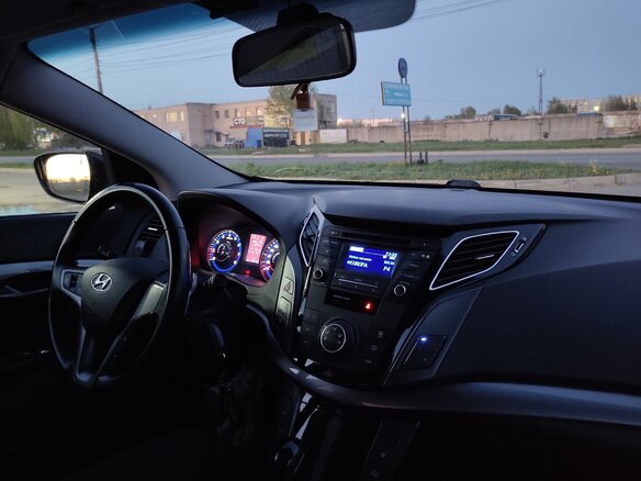 2016 Hyundai i40 I Рестайлинг, чёрный, 1500000 рублей - вид 6