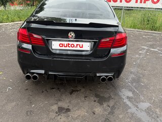 2013 BMW 5 серии 520i VI (F10/F11/F07), чёрный, 1800000 рублей, вид 4