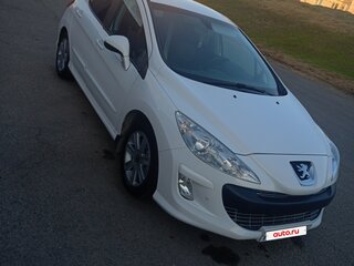 2010 Peugeot 308 I, белый, 555000 рублей, вид 1