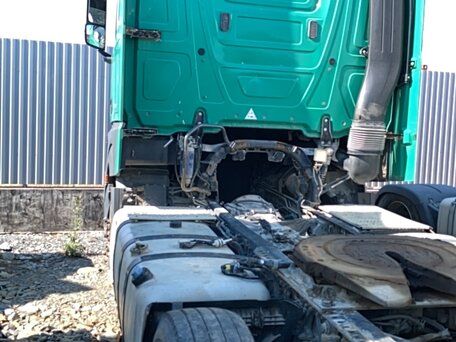 2015 Mercedes-Benz Actros, зелёный, 4105000 рублей, вид 4