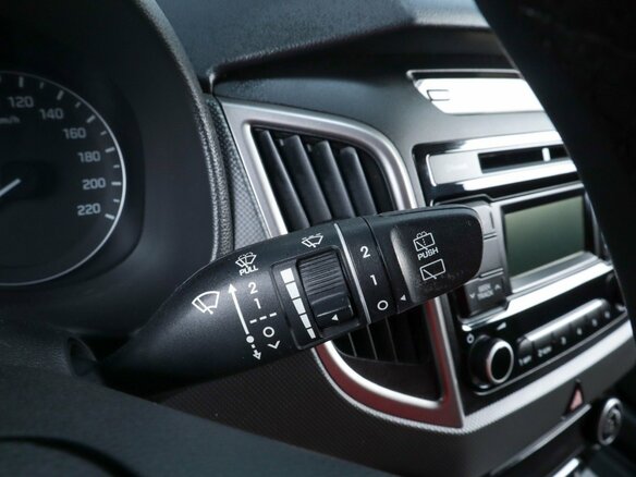 2019 Hyundai Creta I, белый, 1799000 рублей - вид 11