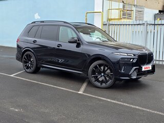 2023 BMW X7 M60i I (G07) Рестайлинг, чёрный, 15490000 рублей, вид 5