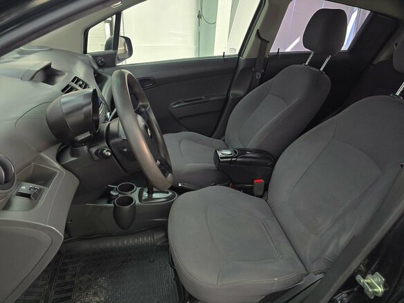 2013 Chevrolet Spark III, чёрный, 675000 рублей - вид 17