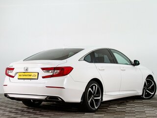 2018 Honda Accord X, белый, 2199000 рублей, вид 4