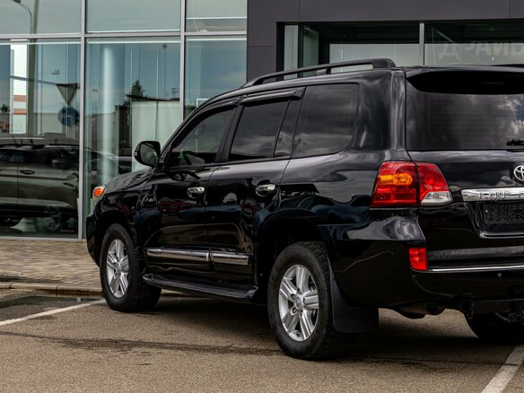2012 Toyota Land Cruiser 200 Series, чёрный - вид 8