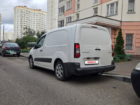 2012 Peugeot Partner II Рестайлинг, белый, 770000 рублей, вид 4