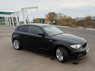 2011 BMW 1 серии 116i I (E81/E82/E87/E88) Рестайлинг, чёрный, 550000 рублей, вид 3