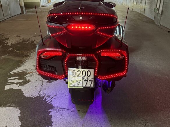 2020 BRP Can-Am Spyder, серый, 3700000 рублей - вид 28