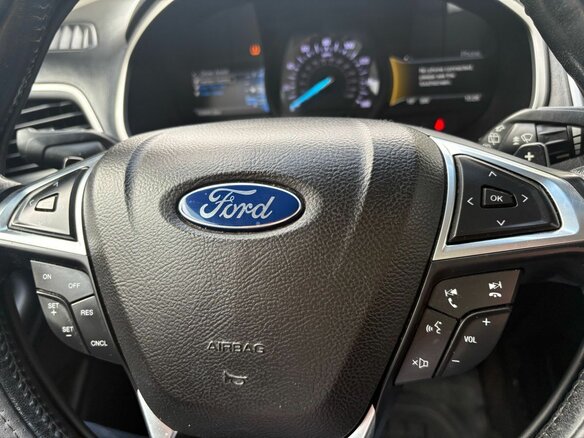 2017 Ford Edge II, серый, 1630000 рублей - вид 16