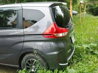 2017 Honda Freed II, серый, 1680000 рублей, вид 5