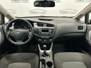 2014 Kia Ceed II, серый, 892000 рублей, вид 4