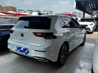 2023 Volkswagen Golf VIII, белый, 1589666 рублей, вид 5