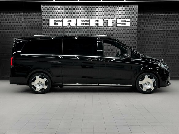2026 Mercedes-Benz V-Класс 300 d экстра длинный III (W447) Рестайлинг 2, чёрный - вид 4