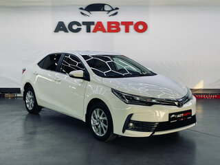 2017 Toyota Corolla XI (E160, E170, E180) Рестайлинг 1, белый, 1670000 рублей, вид 3
