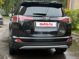 2016 Toyota RAV4 IV (XA40) Рестайлинг, чёрный, 3000000 рублей, вид 2