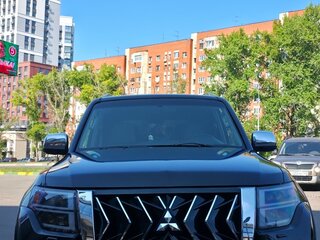 2007 Mitsubishi Pajero IV, чёрный, 1800000 рублей, вид 4