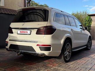 2015 Mercedes-Benz GL-Класс 400 II (X166), белый, 3300000 рублей, вид 3
