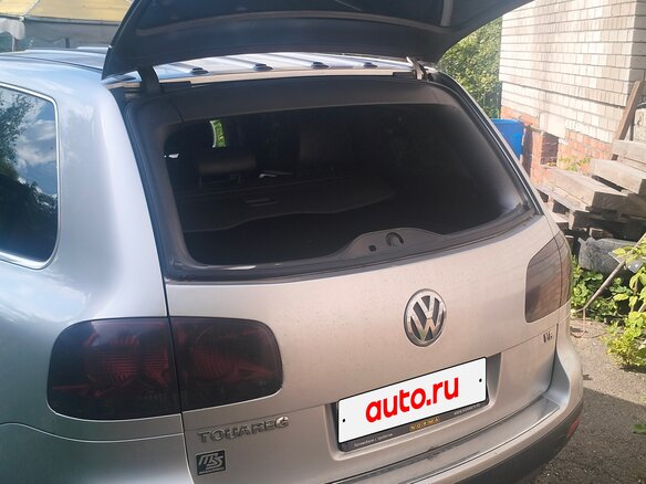 2004 Volkswagen Touareg I, серебристый - вид 6