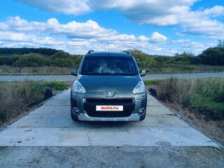 2013 Peugeot Partner II Рестайлинг, зелёный, 640000 рублей, вид 1