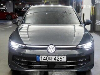 2025 Volkswagen Golf VIII Рестайлинг, серый, 3000000 рублей, вид 2