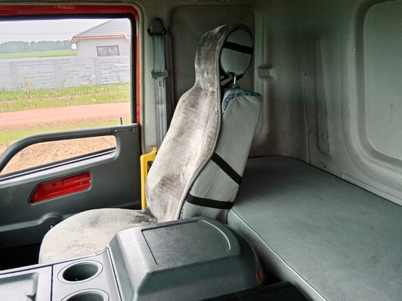 2006 Dongfeng EQ3312, красный, 1470000 рублей - вид 4